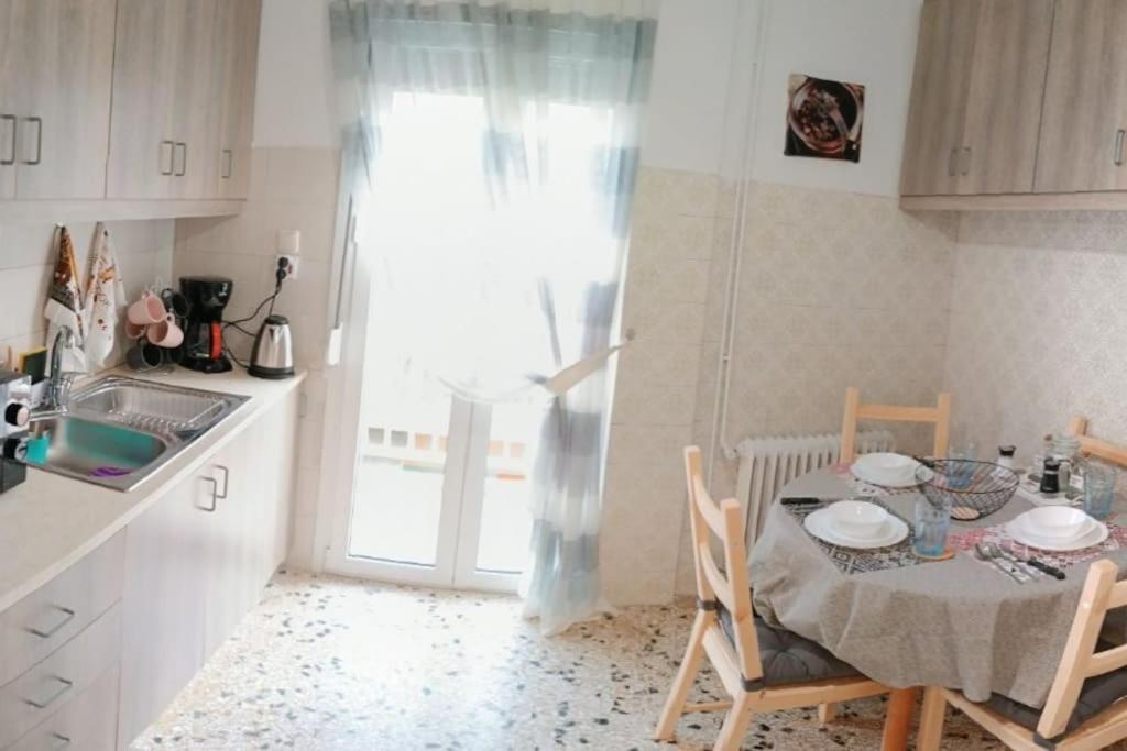 Apartament Department Mets, Near Acropolis Ateny Zewnętrze zdjęcie