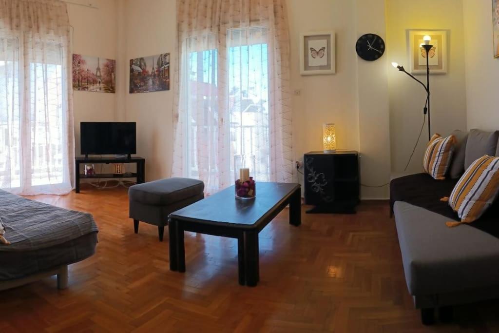 Apartament Department Mets, Near Acropolis Ateny Zewnętrze zdjęcie